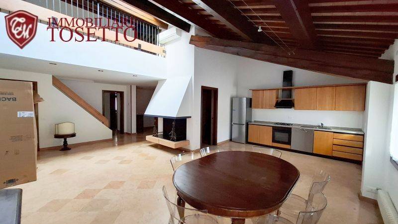 Attico / mansarda a Vicenza in Contra' Porta Santa Lucia - Foto 4