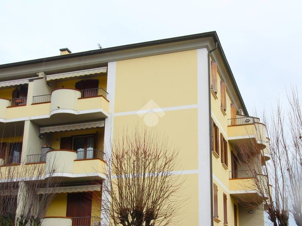 Appartamento a Rolo in Via Enrico Berlinguer, 8 - Foto 2