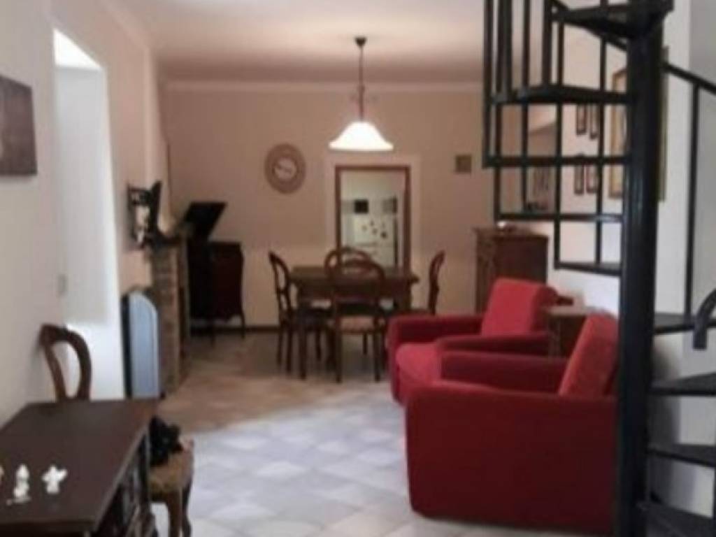 Appartamento a Terni in Via della Chiesa - Foto 2