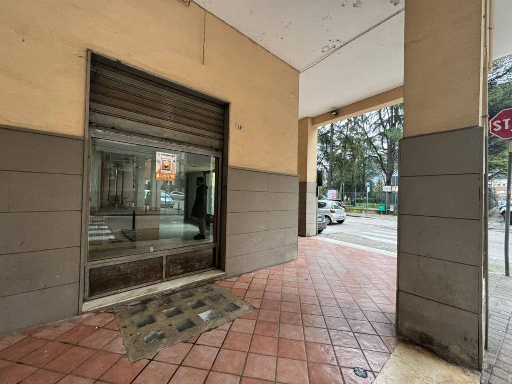 Immobile a Cava de' tirreni in Via Vittorio Veneto - Foto 5