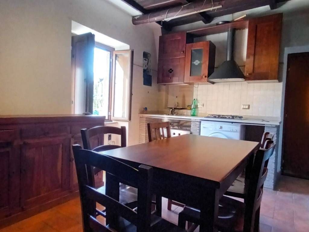 Appartamento a Viterbo in Via dell'Indipendenza - Foto 3