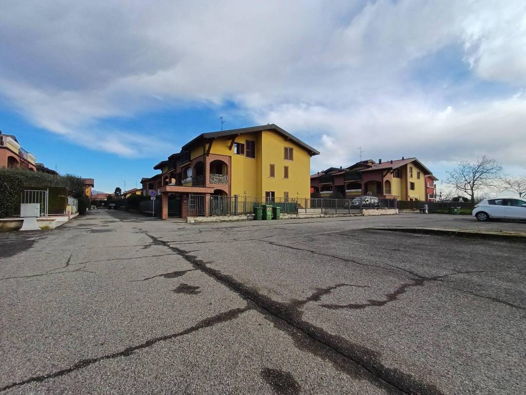 Attico / mansarda a Busnago in Via Libertà, 29 - Foto 2