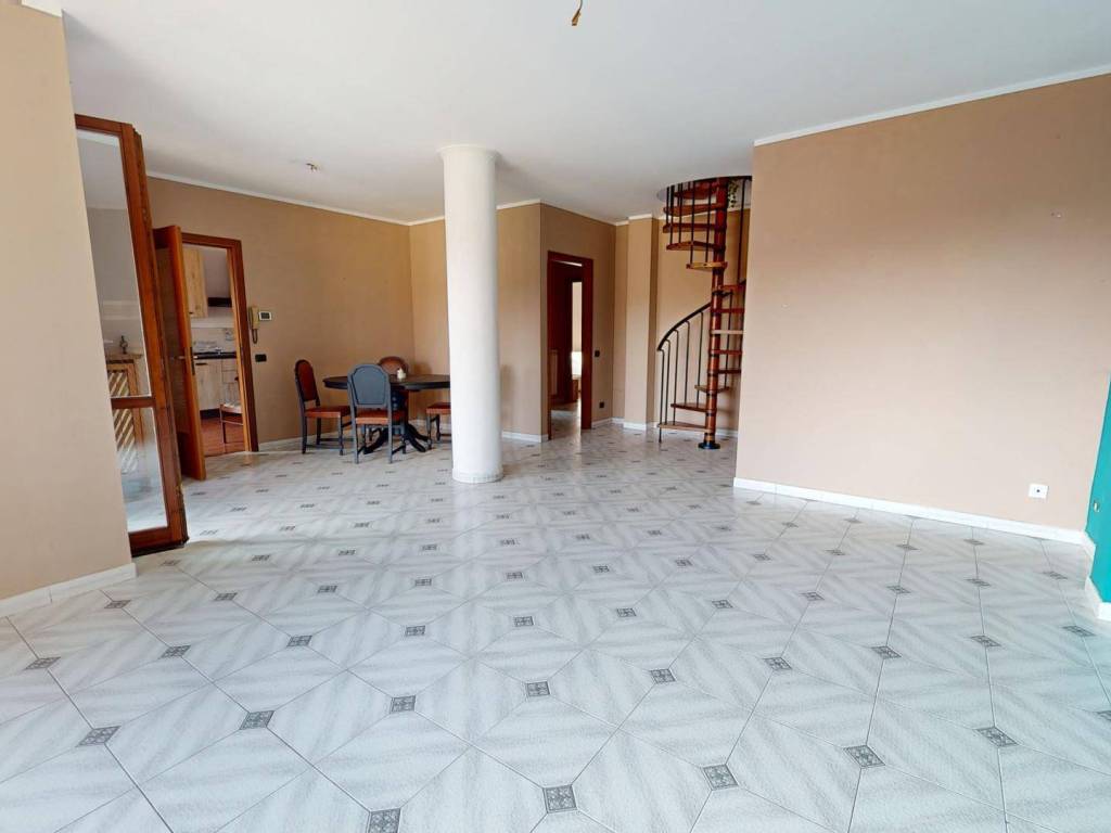 Appartamento a Lonate ceppino in Via 25 Aprile - Foto 4