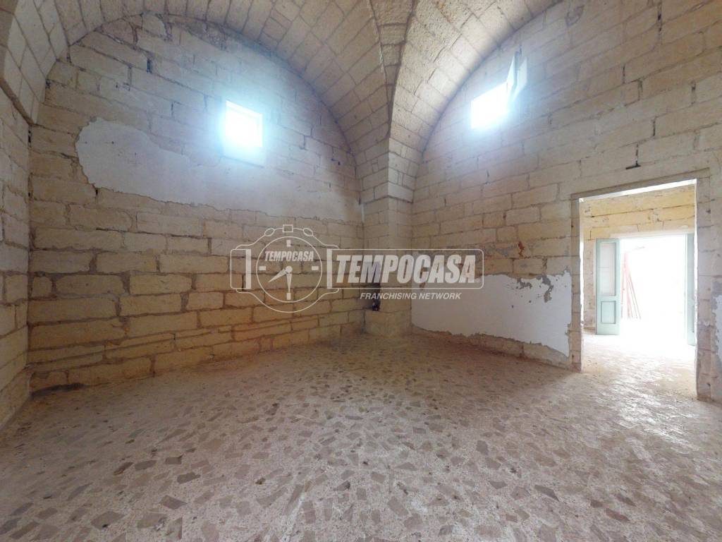 Casa indipendente a Lizzanello in Corso della Repubblica 46 - Foto 3