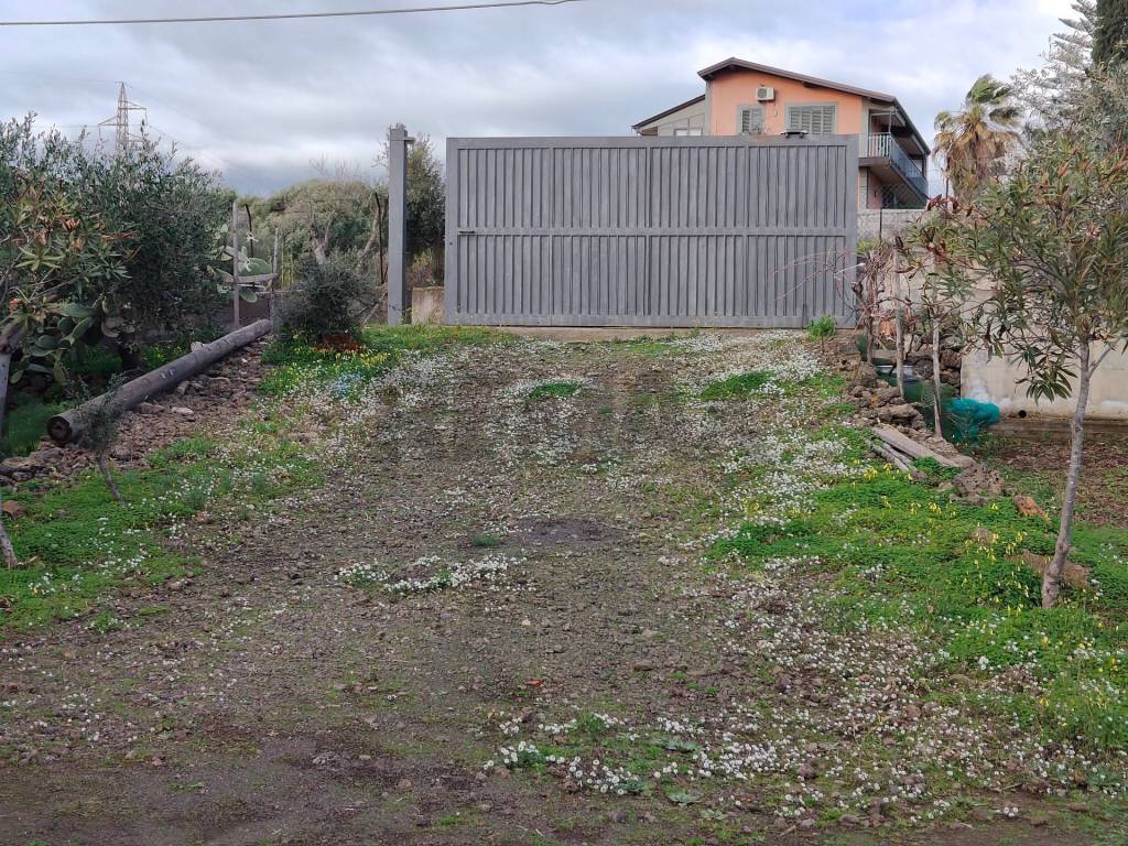 Terreno a Camporotondo etneo in Via Don Giovanni Bosco, 13 - Foto 3