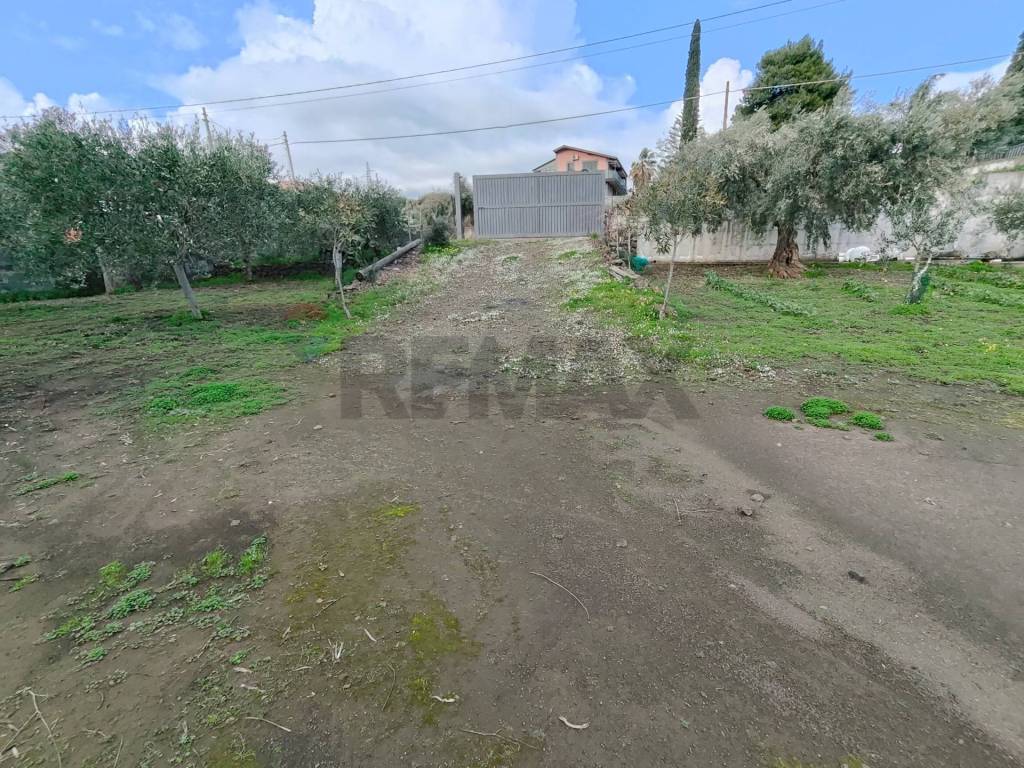 Terreno a Camporotondo etneo in Via Don Giovanni Bosco, 13 - Foto 4