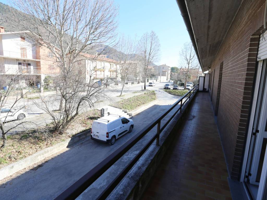 Appartamento a Gubbio in Viale Leonardo da Vinci, 129 - Foto 5