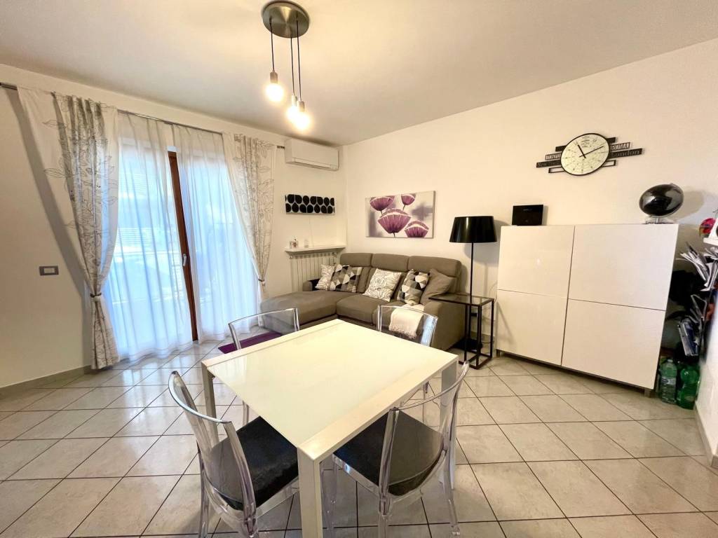 Appartamento a Tivoli in Via Pier Giorgio Gallotti, 4 - Foto 5