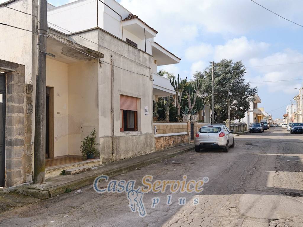 Casa indipendente a Taviano in Via Martiri del Risorgimento - Foto 3