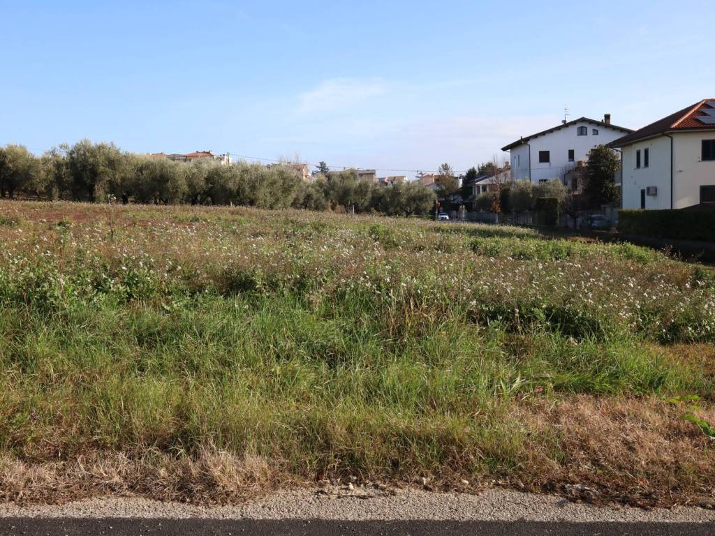 Terreno a Morro d'oro in Via Giovanni Giolitti - Foto 5