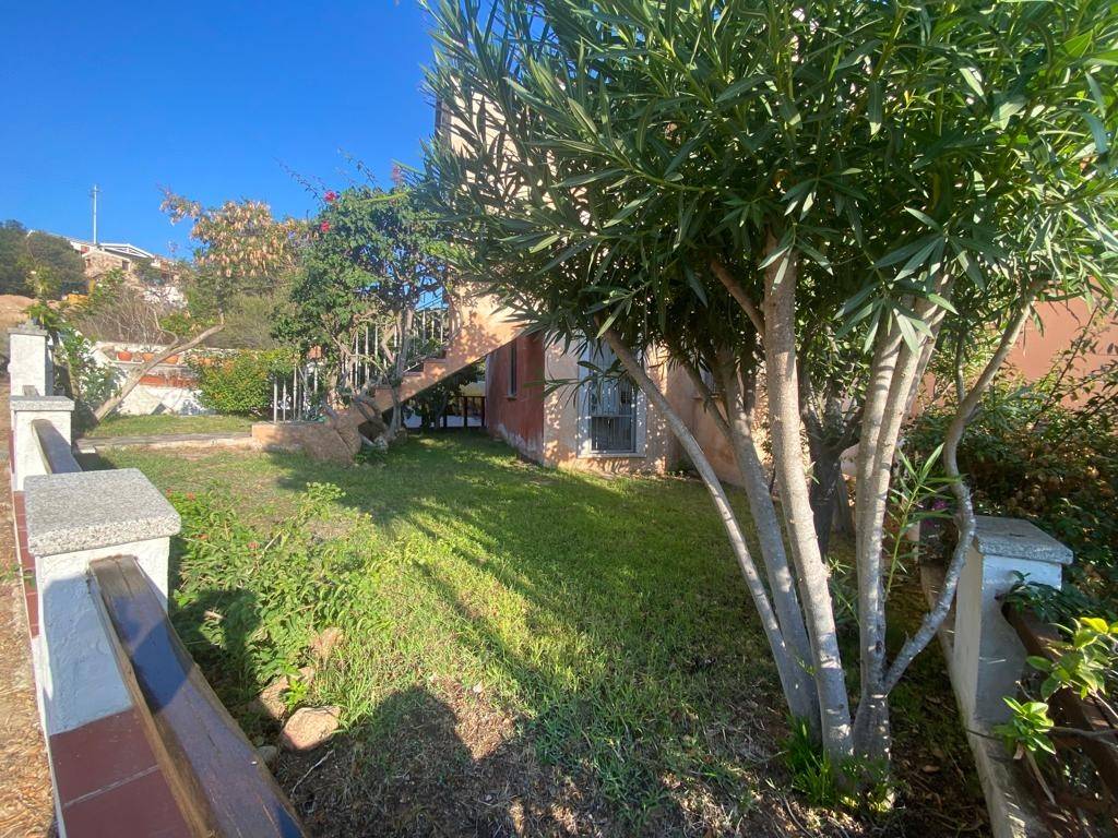Appartamento a Loiri porto san paolo in Via Santa Giusta - Foto 2