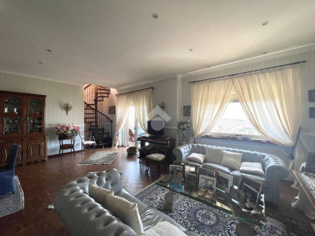 Appartamento a Napoli in Via Pacuvio, 25 - Foto 3