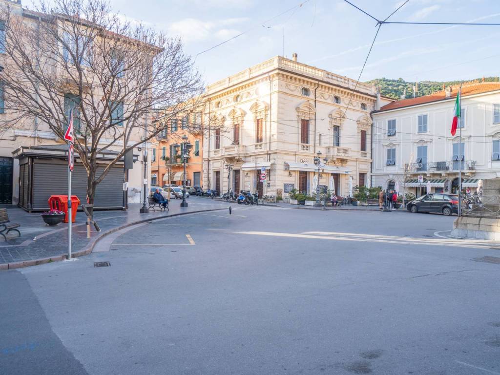 Appartamento a Taggia in Viale Giuseppe Mazzini - Foto 2