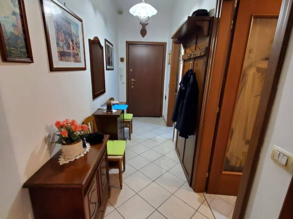 Appartamento a Borgosesia in Via Vittorio Veneto, 124 - Foto 4