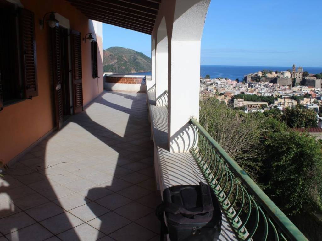 Villa a Lipari in Via Zinzolo - Foto 4