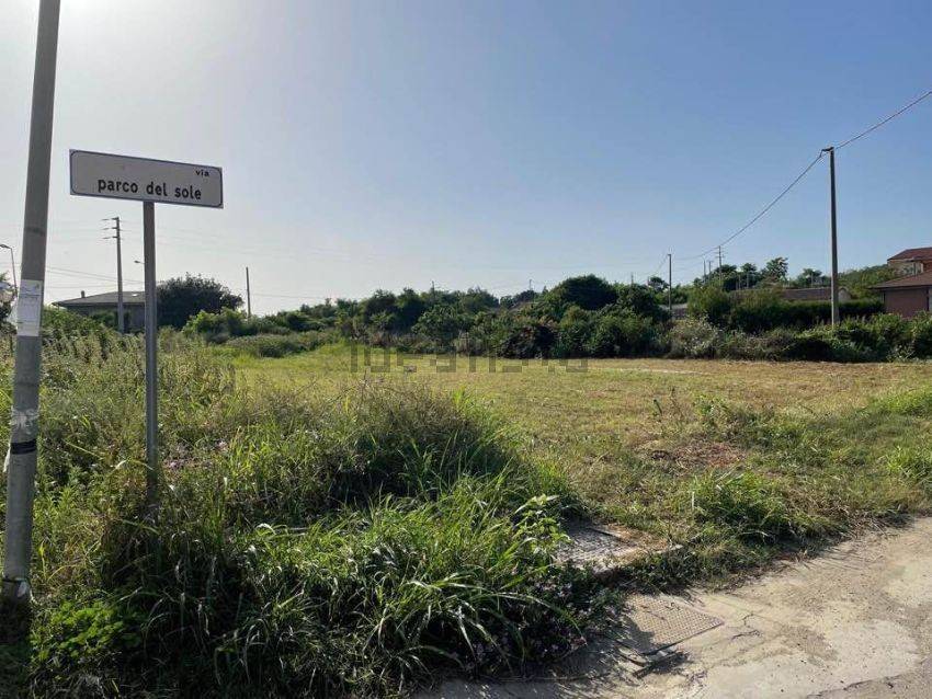 Terreno a Caraffa di catanzaro in Parco Del Sole S.N.C. - Foto 3