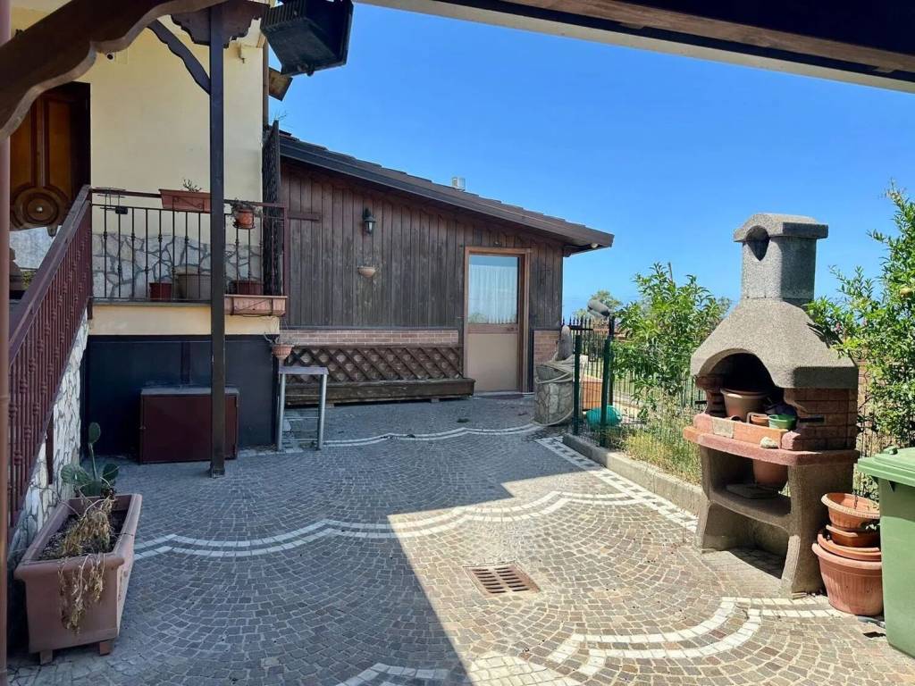 Villa a Giugliano in campania in Strada Provinciale San Nullo-Licola - Foto 3