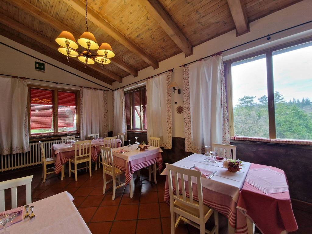 Casa indipendente a Lamporecchio in Strada Provinciale di Montalbano, 95 - Foto 3