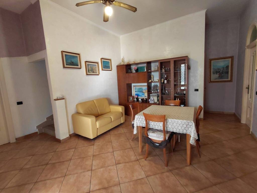 Villa a Foggia in Via Castelluccio dei Sauri - Foto 4