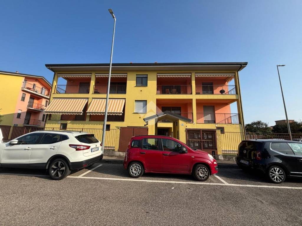 Appartamento a Casorate primo in Via Tiziano, 2 - Foto 2