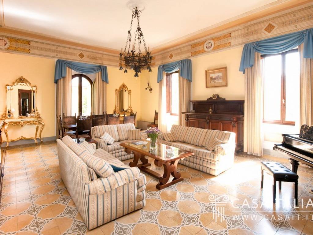 Villa a Barga in Via Giacomo Puccini, 74 - Foto 2
