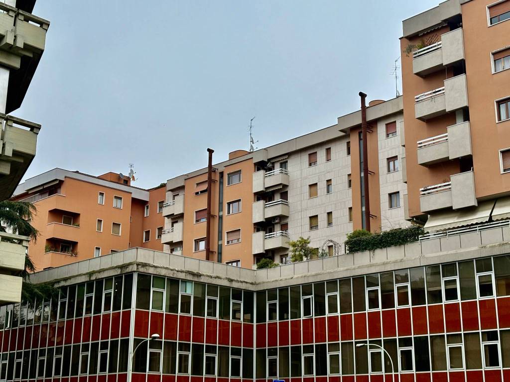 Appartamento a Brescia in Via Corfù - Foto 2