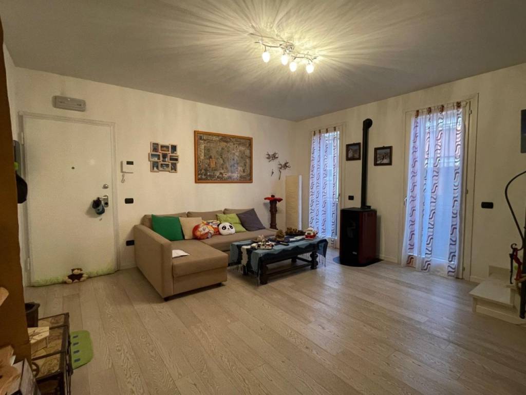 Appartamento a Rovolon in Via Fabrizio De Andrè - Foto 2