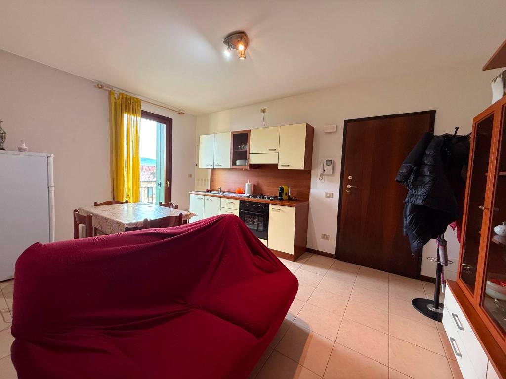 Appartamento a Montecchio maggiore in Via Alcide De Gasperi - Foto 5