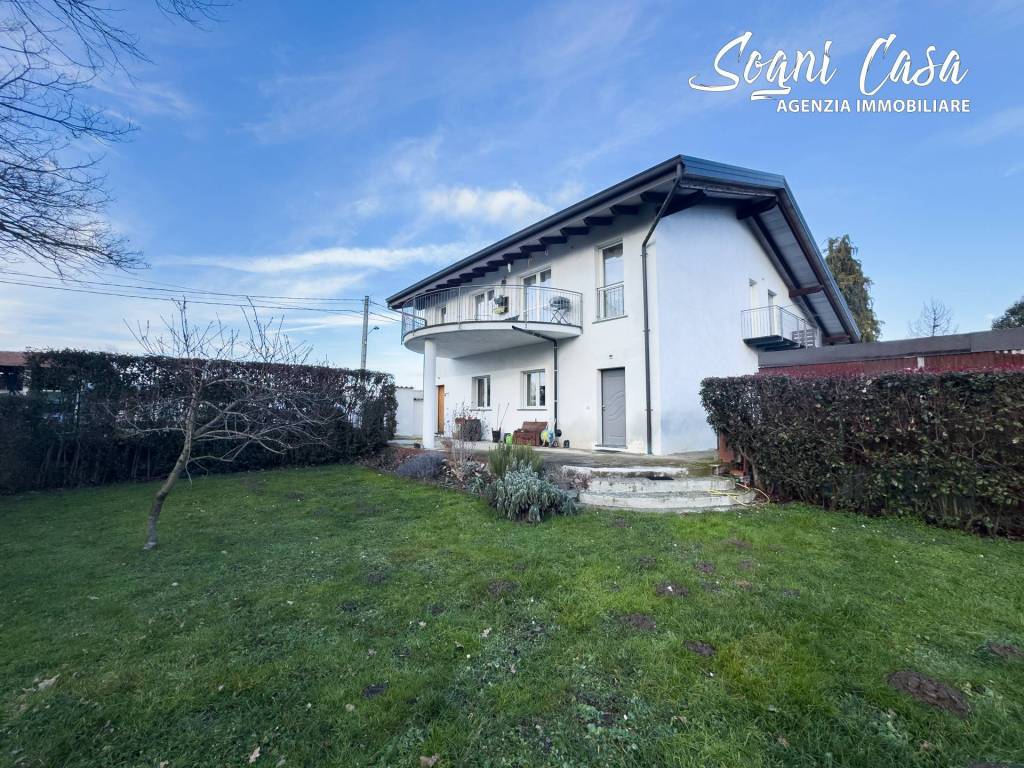 Villa a Fontaneto d'agogna in Via Roma - Foto 2