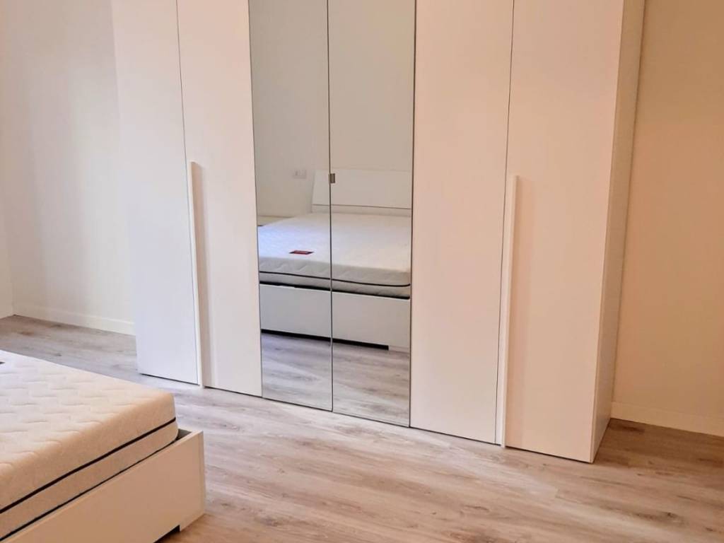 Appartamento a Milano in Via Stendhal, 28 - Foto 4