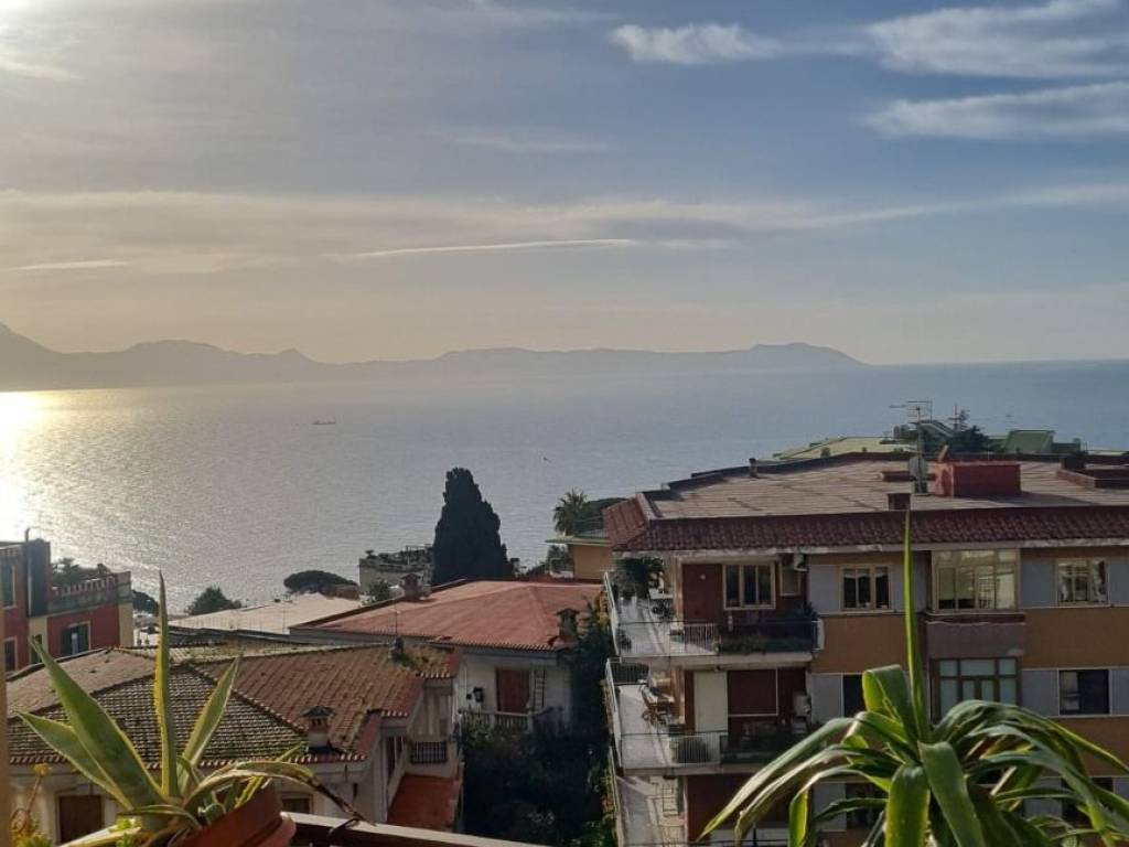 Appartamento a Napoli in Via Stazio, 5 - Foto 2