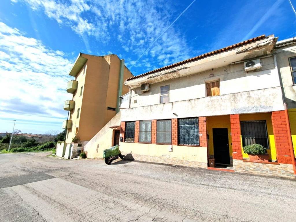 Appartamento a Sassari in REGIONE MONTE FURRU, 14 - Foto 3