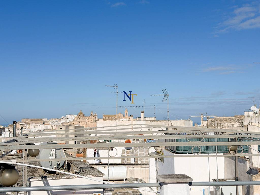 Casa indipendente a Ostuni in Via Professor Alfonso Pomes - Foto 4