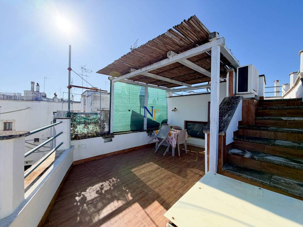 Casa indipendente a Ostuni in Via Professor Alfonso Pomes - Foto 5