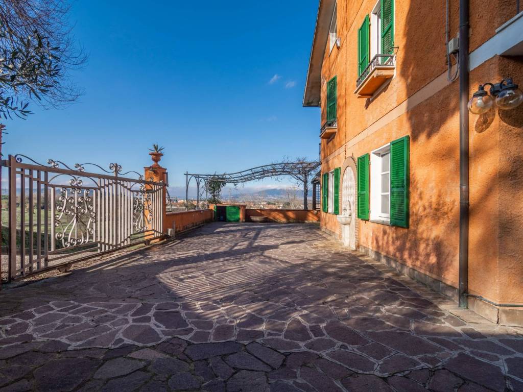 Villa a Loreto in Via Giuseppe Verdi, 6 - Foto 2