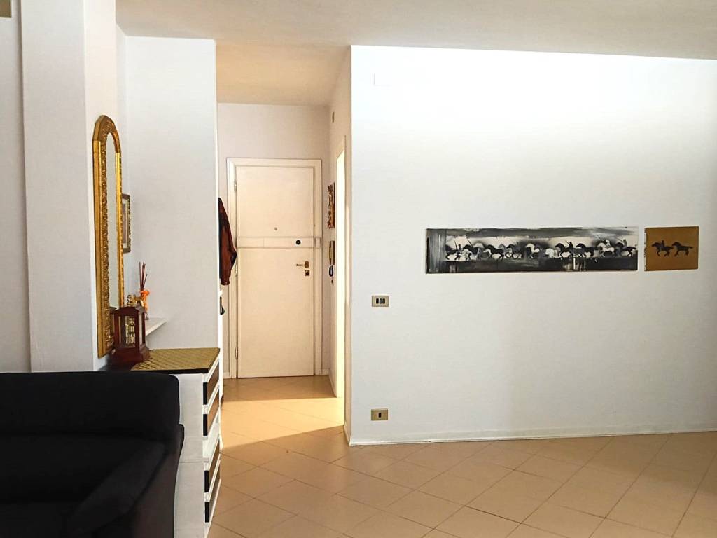 Appartamento a Viareggio in Via Amatore Sciesa - Foto 2