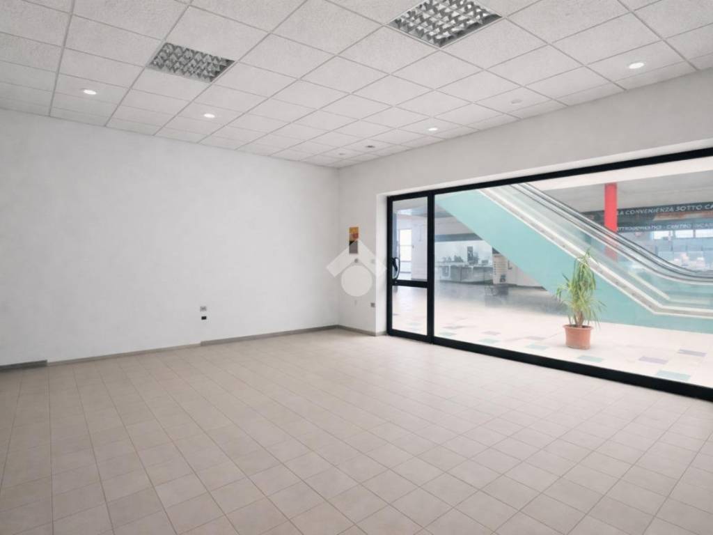 Immobile a Giulianova in Via Giuseppe di Vittorio, 20 - Foto 3