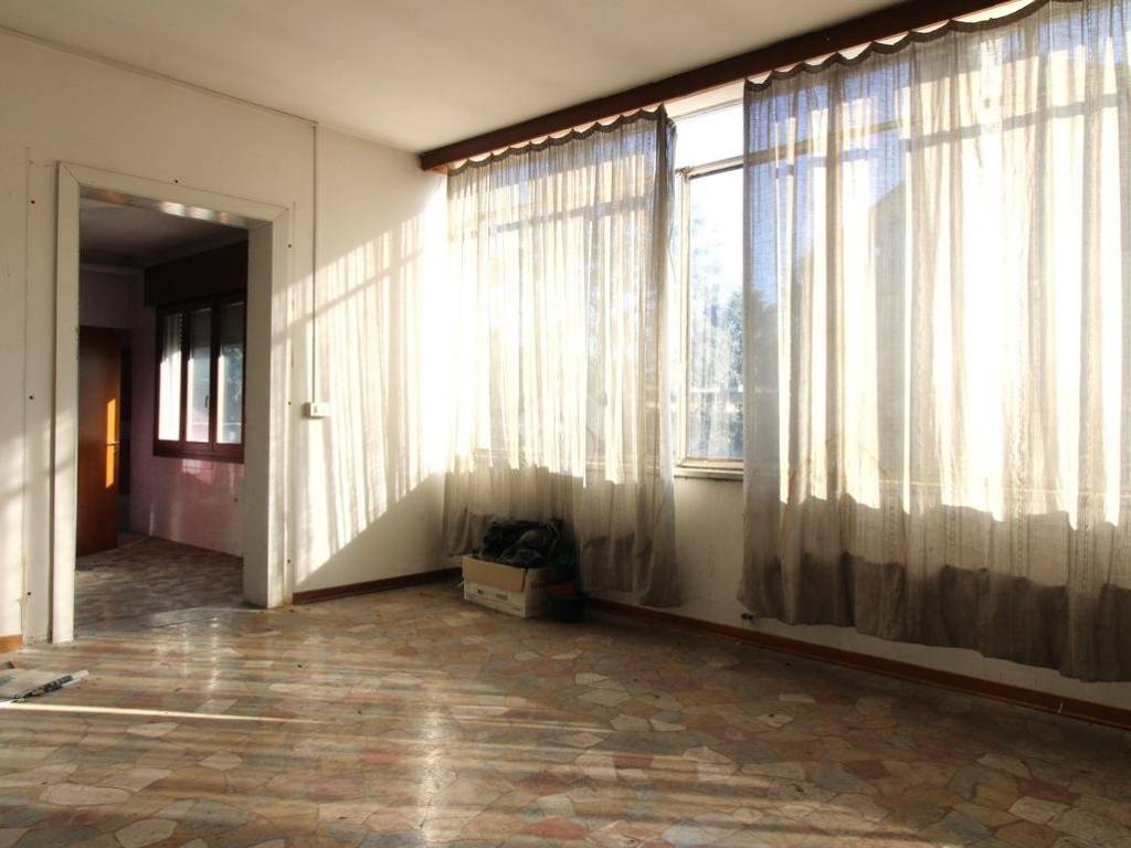 Palazzo / stabile a Vicenza in Via Monte Asolone, 13 - Foto 4