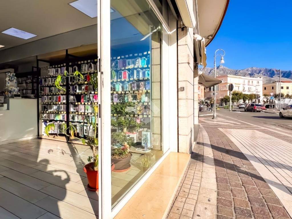 Box / garage a Formia in Via Vitruvio, 22 - Foto 2