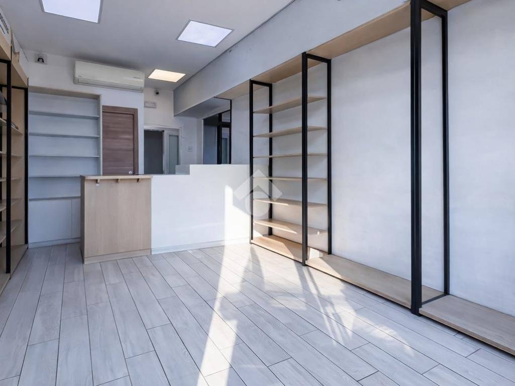 Box / garage a Formia in Via Vitruvio, 22 - Foto 4