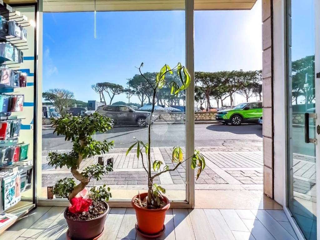 Box / garage a Formia in Via Vitruvio, 22 - Foto 5