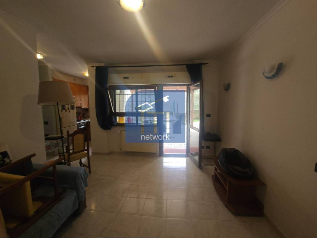 Appartamento a Pomezia in via delle arti - Foto 3