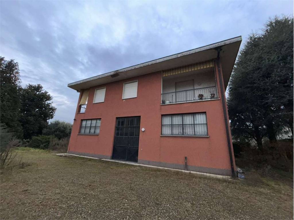 Casa indipendente a Rovello porro in Via Roma, 50 - Foto 2