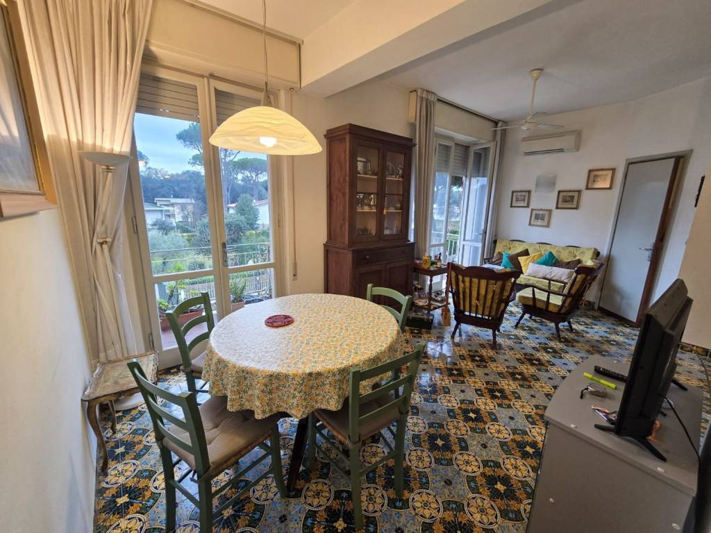 Appartamento a Camaiore in Via Trieste - Foto 2