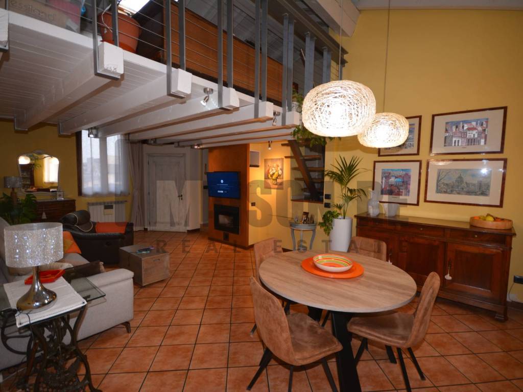 Appartamento a Brescia in via Girelli , 13 - Foto 2