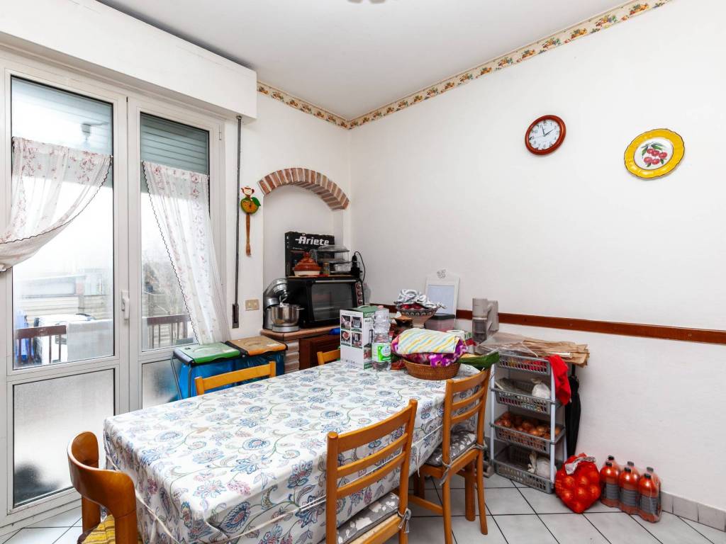 Appartamento a Cento in Via Risorgimento, 35 - Foto 5