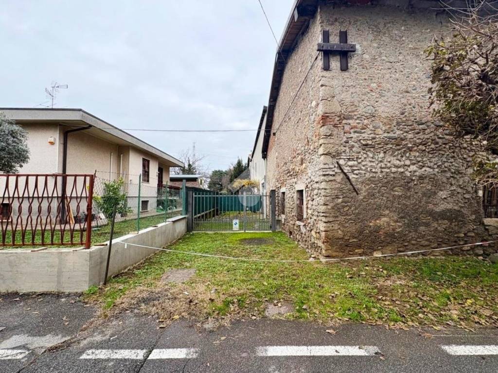 Rustico / casale a Brembate in Via Grignano, 15 - Foto 4
