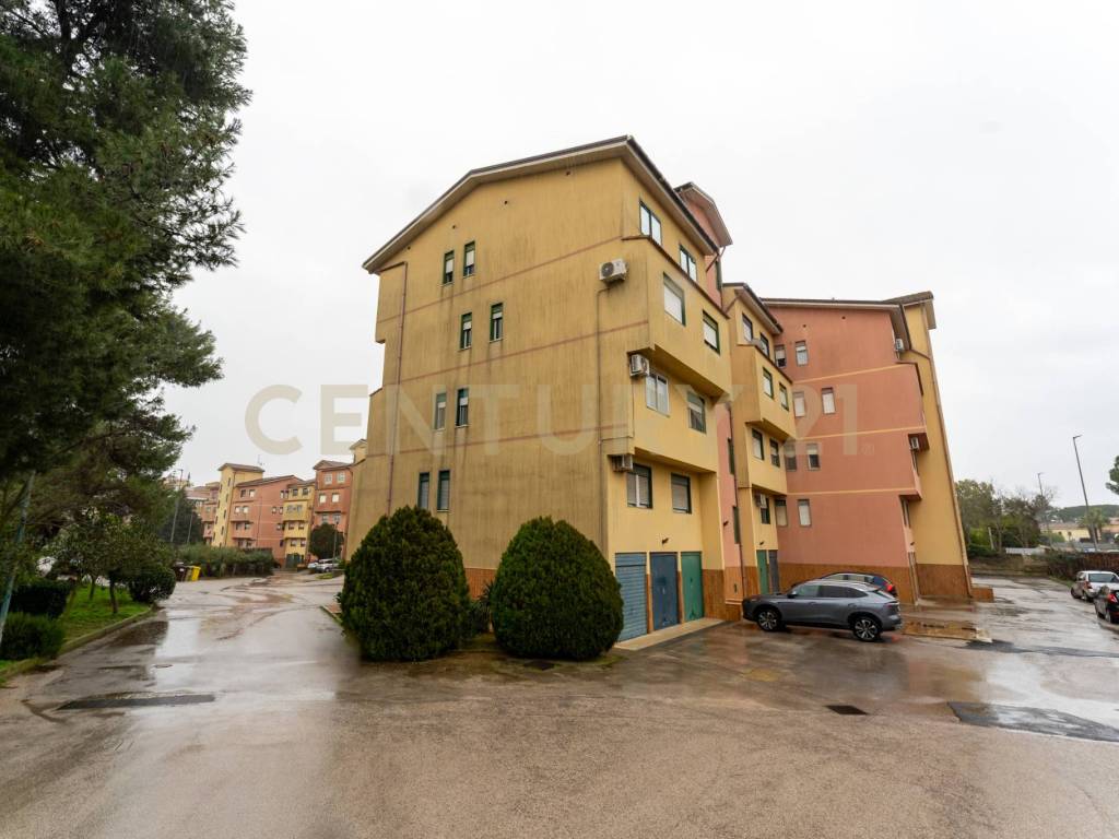 Appartamento a Caltagirone in VIA FISICARA, 23 - Foto 3
