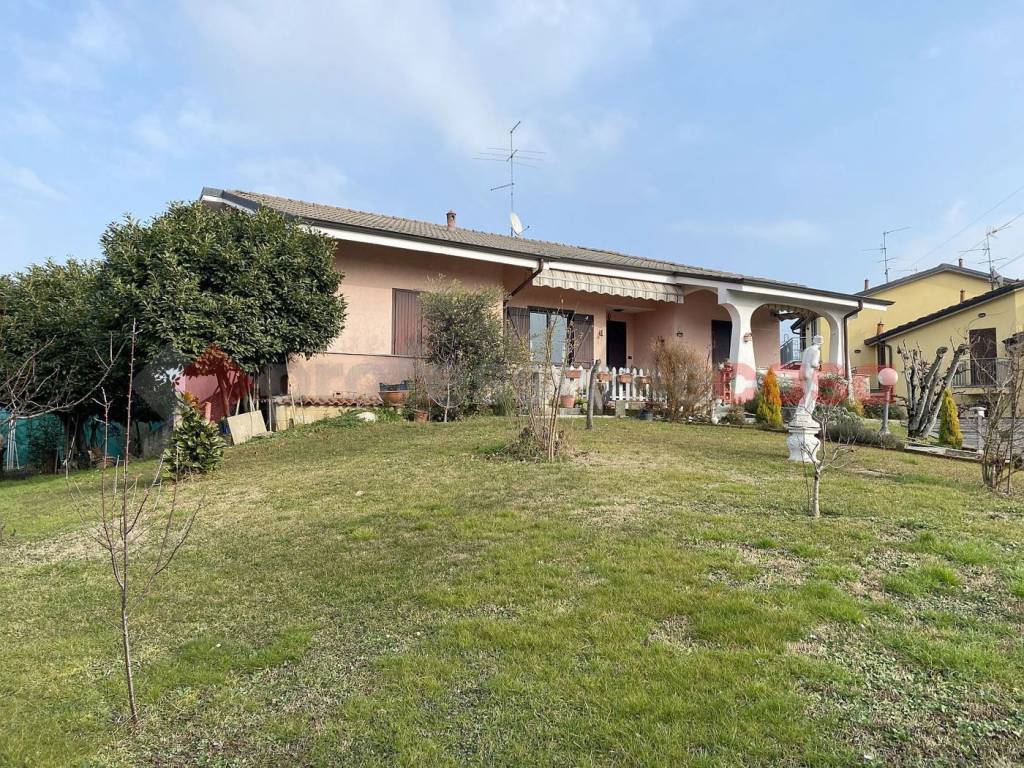 Villa a Arcene in VIA DON MINZONI - Foto 2