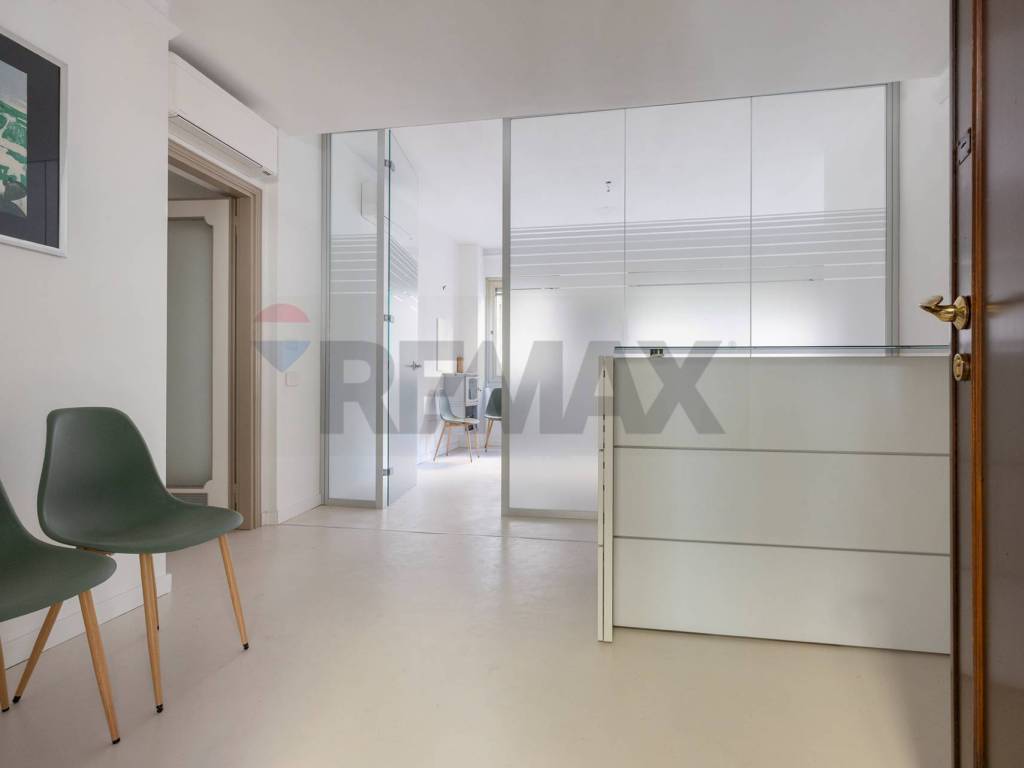 Appartamento a Varese in VIA CAVOUR, 44 - Foto 2